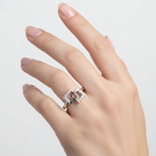 925 Silver Interlocked Square Ring