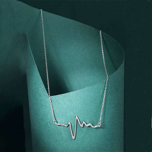 Wave Design Pendant Necklace