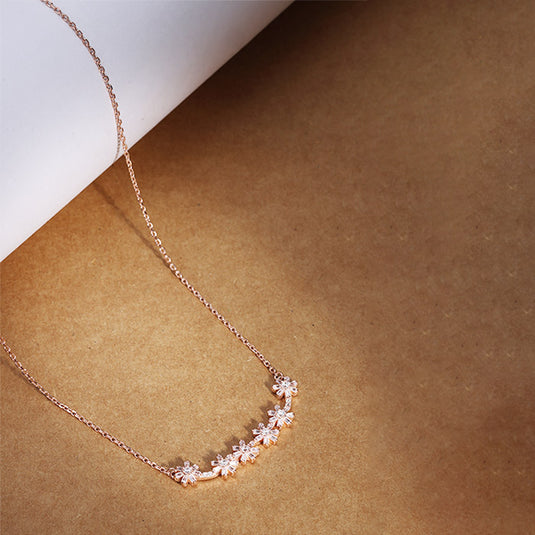 Curved Bar Pendant Necklace