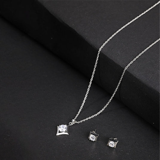 Minimal Drop Pendant Necklace Set