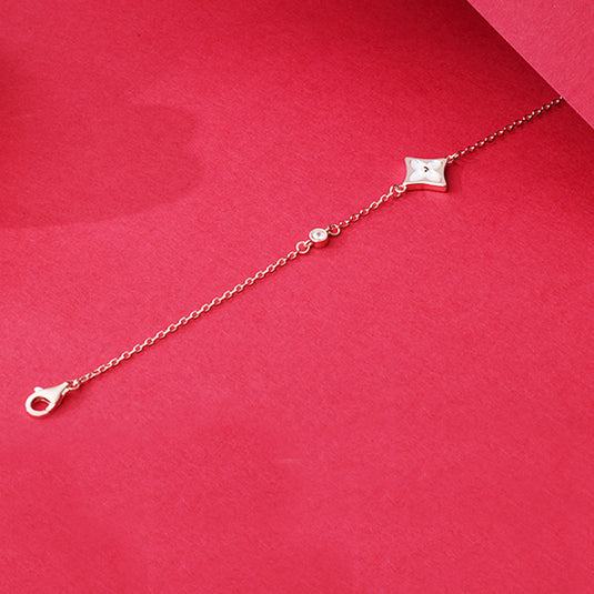 Straight Chain Center Bead Bracelet