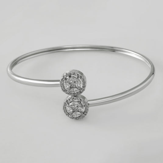 Round Motif Silver Bangle Bracelet