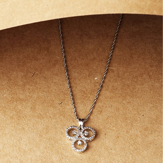 Petite Flower Daily Wear Necklace