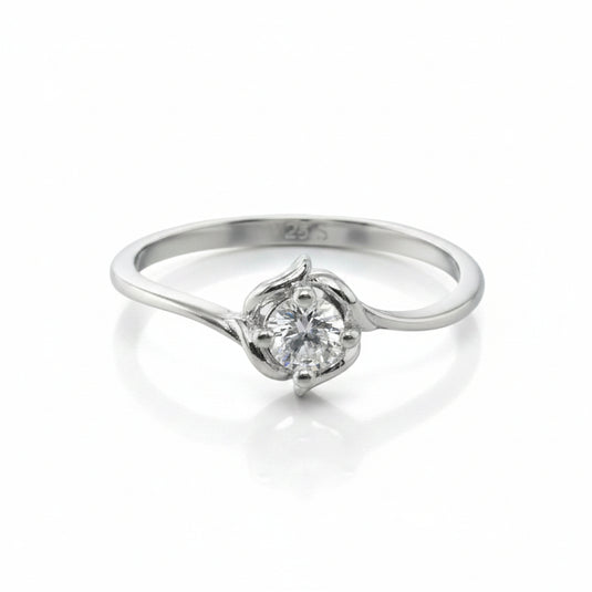925 Silver Twisted Round Cut Ring