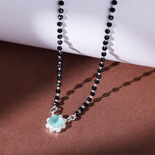 Minimal Pendant Mangalsutra Necklace