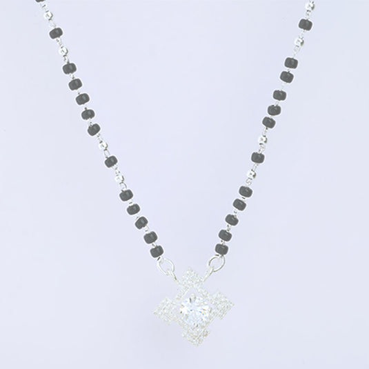 Minimal Heart Pendant Mangalsutra