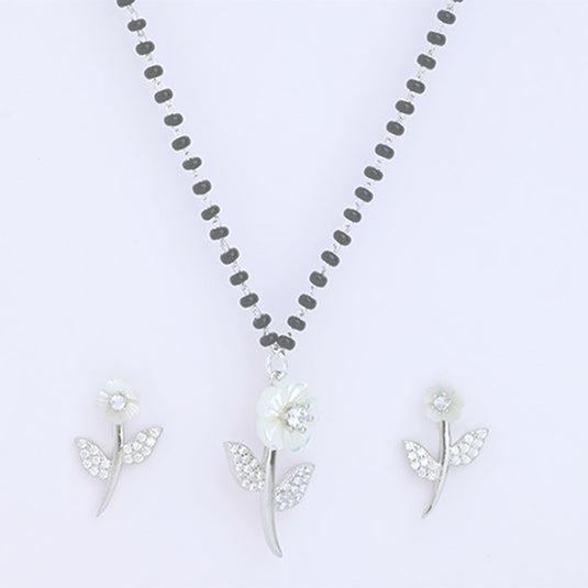 Star Design Stud Mangalsutra