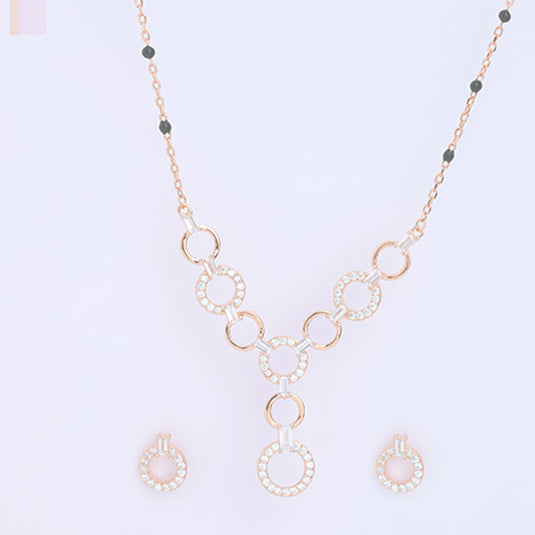 Delicate Everyday Chain Necklace