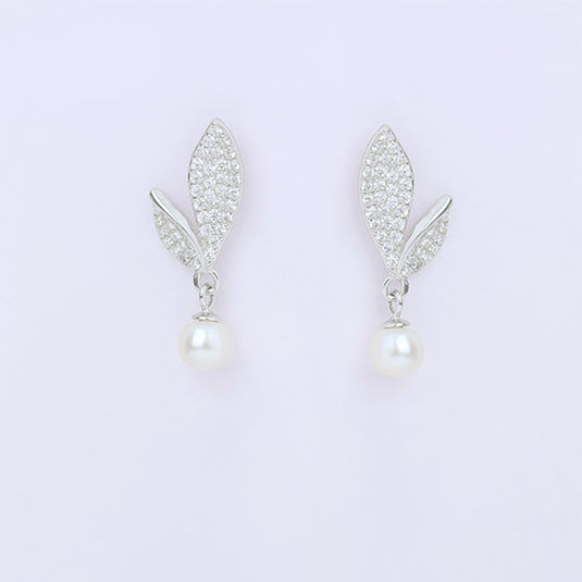 Leaf Drop Silver Earrings