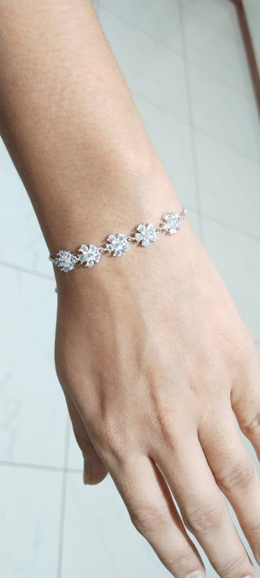 STAR BRACELATE