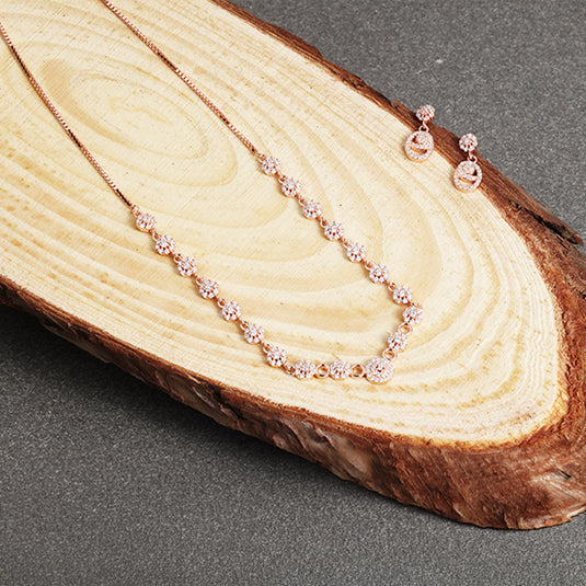 Triple Layer Minimal Chain Necklace