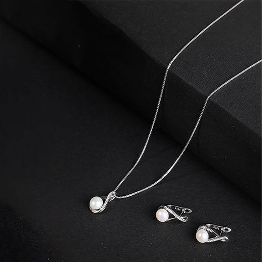 Star Pendant Necklace Set