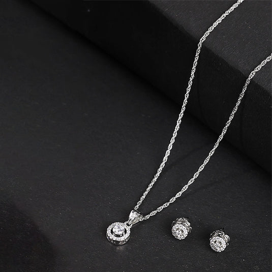 Elegant Round Pendant Necklace Set