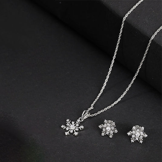 Butterfly Pendant Necklace Set