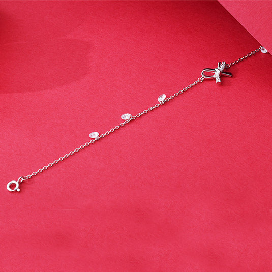 Straight Chain Triple Bead Bracelet