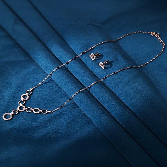 Delicate Everyday Chain Necklace