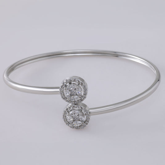 Round Motif Silver Bangle Bracelet