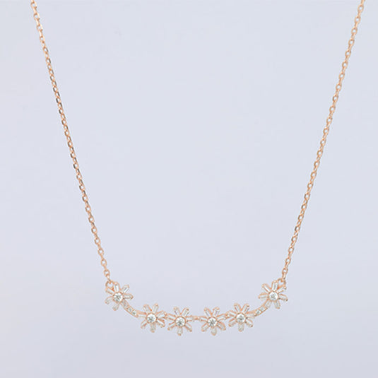 Curved Bar Pendant Necklace