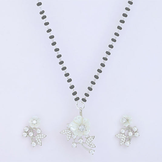 Minimal Stud Mangalsutra Necklace