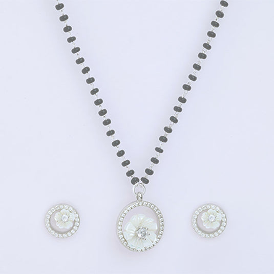 Round Pendant Mangalsutra Necklace