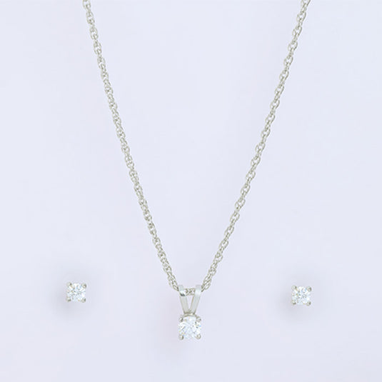 Heart Pendant Necklace Set