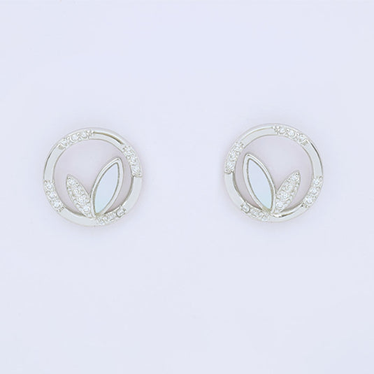 Minimal Silver Hoop Earrings