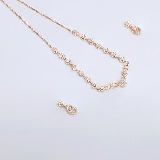 Triple Layer Minimal Chain Necklace