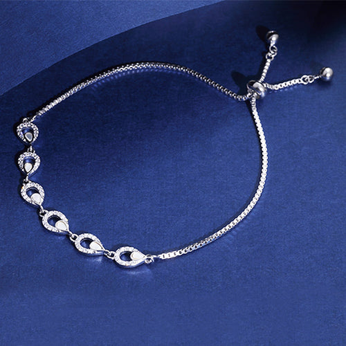 Round Bracelet with Linked Beads