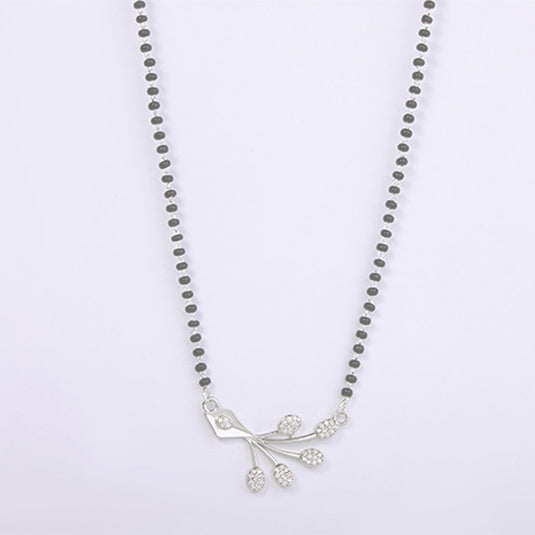 Curved Pendant Mangalsutra